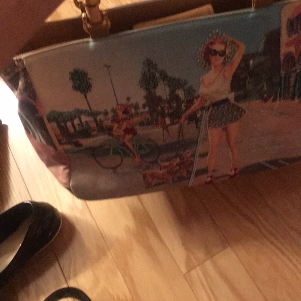 Bag - Picture 2 of 3